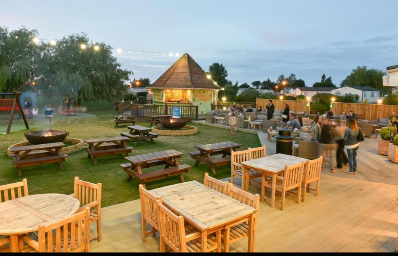 Private Rented Caravan Situated At Southview Holiday Park Winthorpe  Eksteriør billede