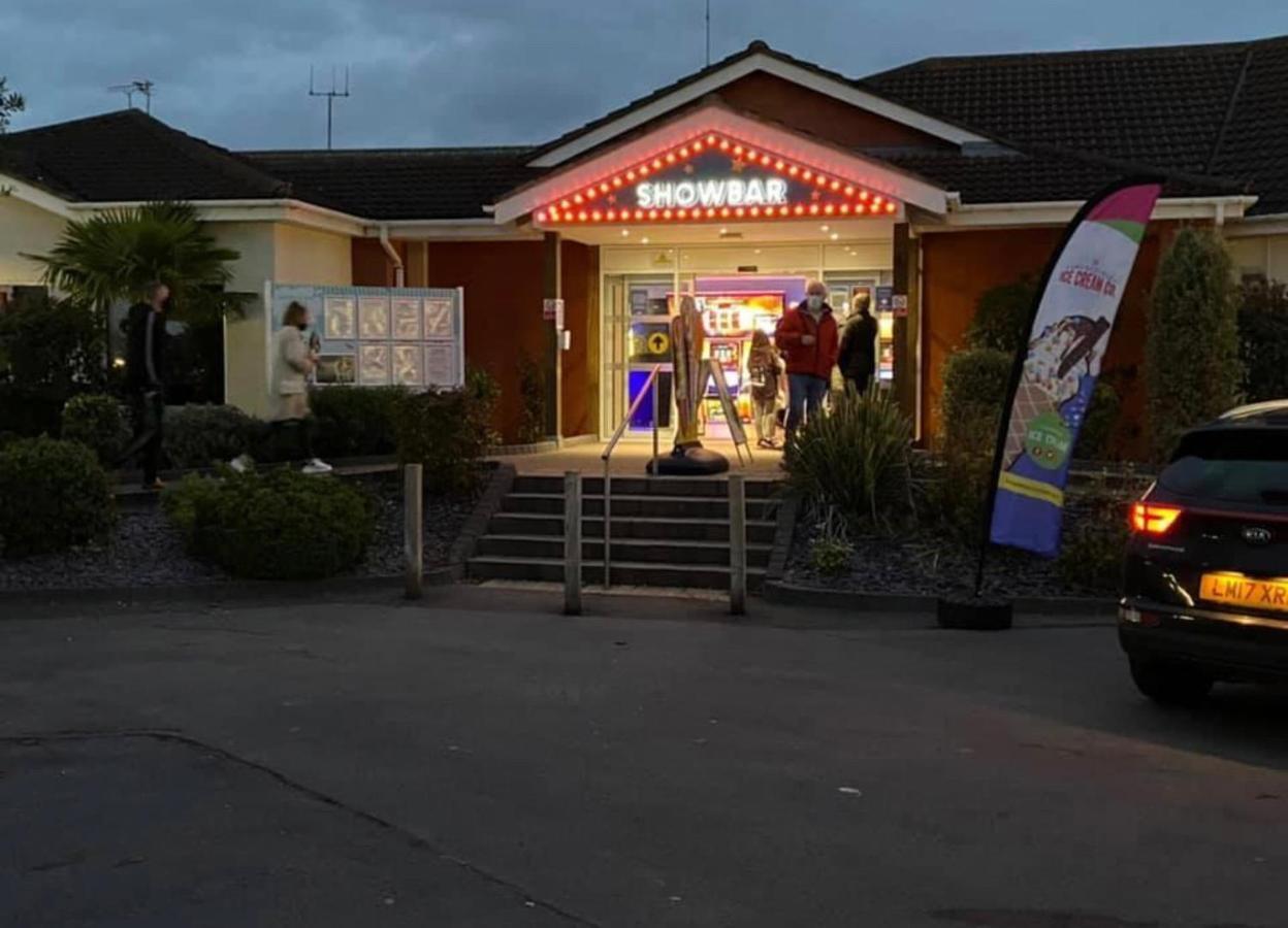 Private Rented Caravan Situated At Southview Holiday Park Winthorpe  Eksteriør billede