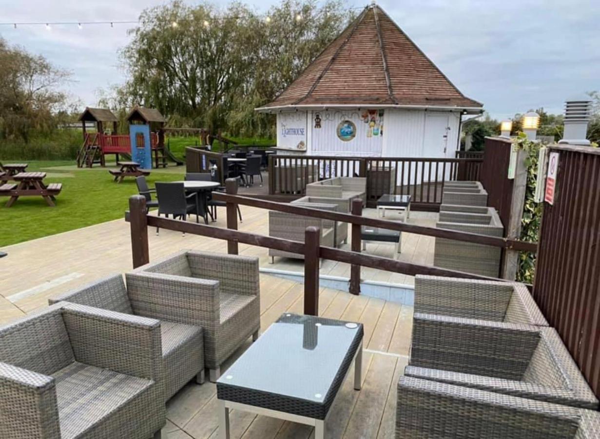 Private Rented Caravan Situated At Southview Holiday Park Winthorpe  Eksteriør billede