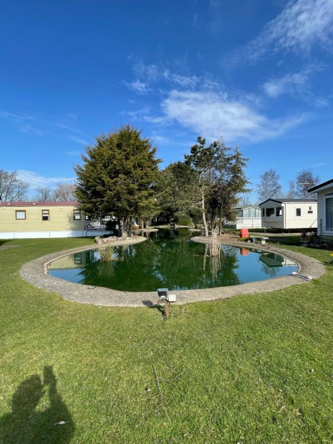 Private Rented Caravan Situated At Southview Holiday Park Winthorpe  Eksteriør billede